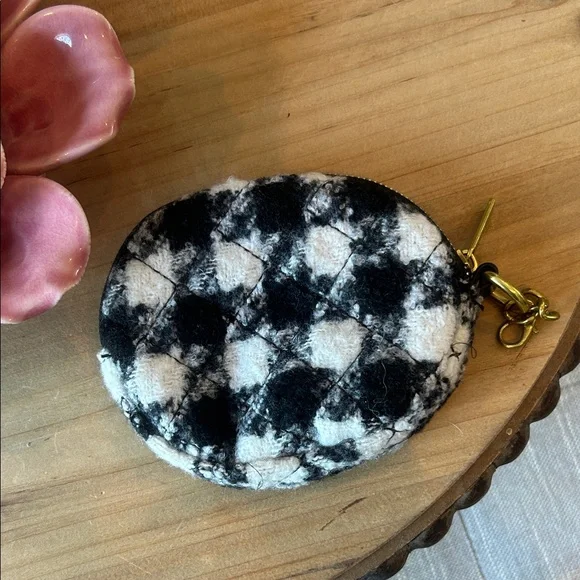 Chanel RARE Authentic Tweed Black/White Coin Purse/ Keychain